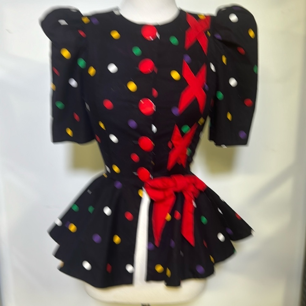 Lesley Lucks Woman’s Top Size XS